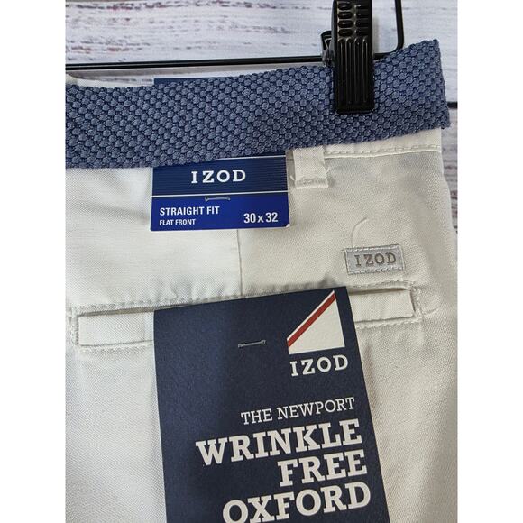 IZOD The Newport Wrinkle Free Oxford men's size  30x32 - Picture 6 of 7